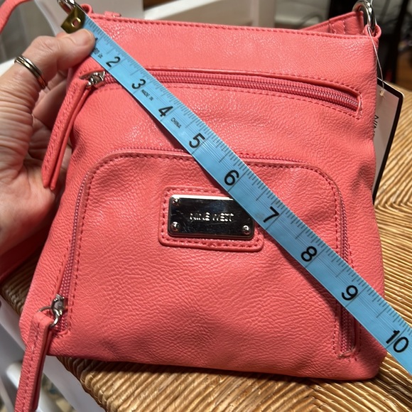 NWT Nine West bag small faux pebbled leather, salmon w silver hardware so cute! - Picture 9 of 10